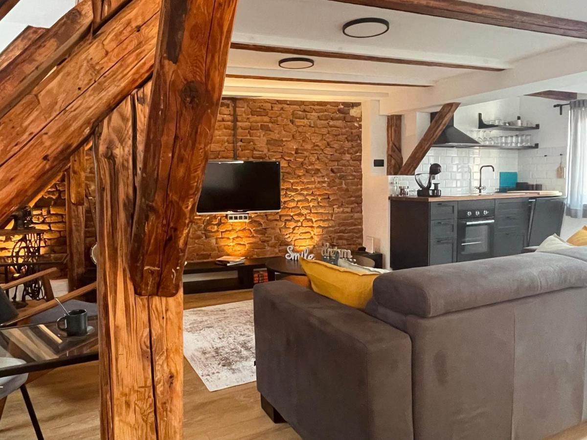Grich Witch Apartment Zagreb Exteriör bild